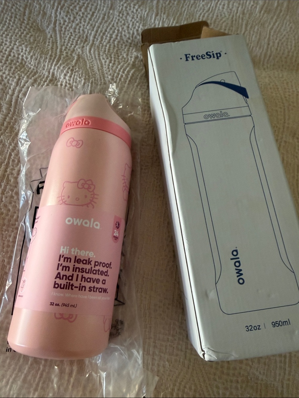 Owala Hello Kitty Pink Insulated Water Bottle with Built-In Straw - 32oz
